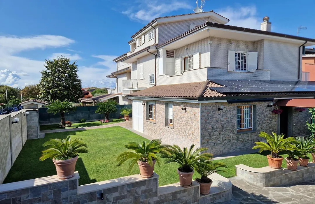 Castelbarco House B-1